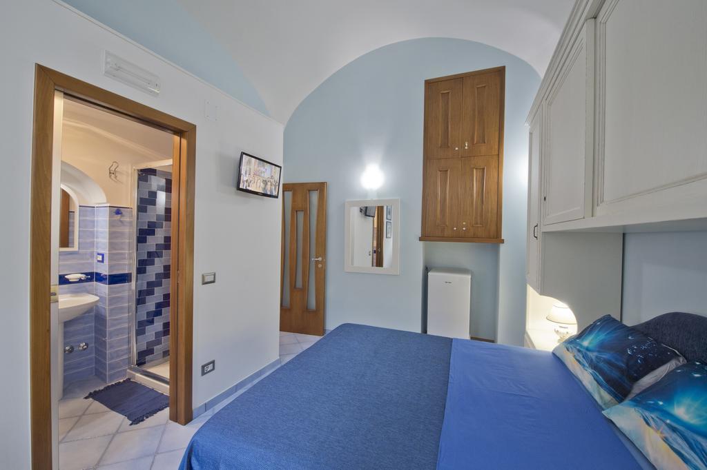 Rental House Angelina Maiori Quarto foto